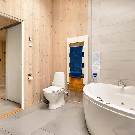 Holiday home 5 Star In Vaeggerlose *