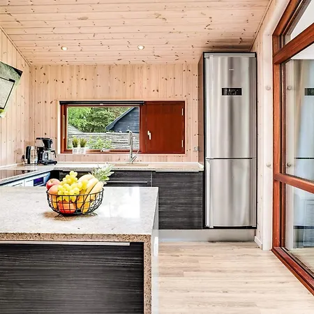 5 Star In Vaeggerlose Ferienhaus