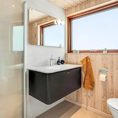 Ferienhaus 5 Star In Vaeggerlose *