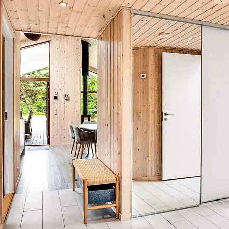 5 Star In Vaeggerlose Ferienhaus