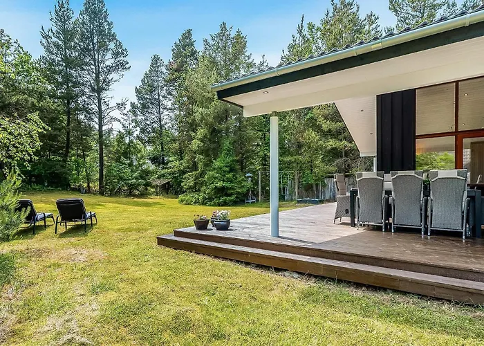 5 Star In Vaeggerlose Vakantiehuis Bøtø By